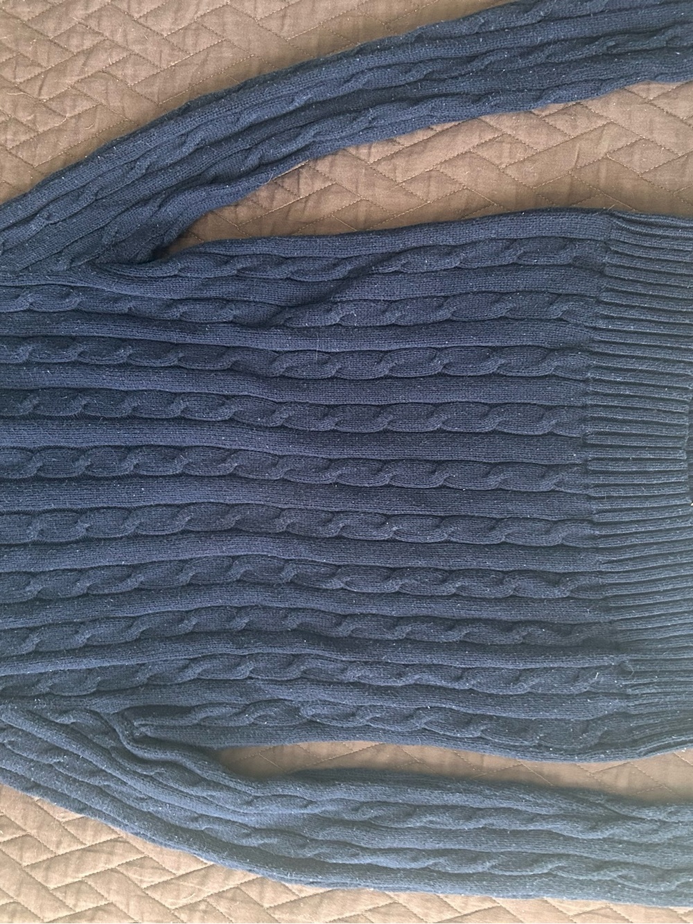 Bundle of Ralph Lauren Cable-Knit sweaters and polo v-necks - Picture 6 of 10